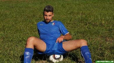 Daniele, 28 > NearForestEdge